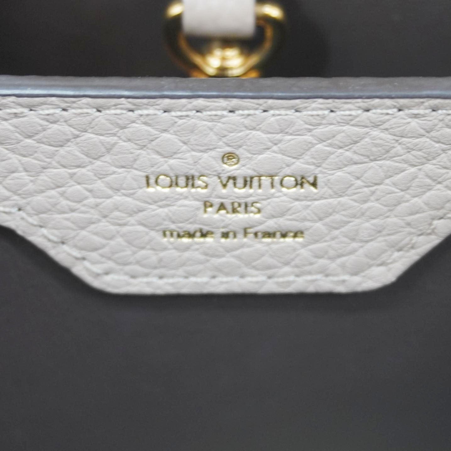 LOUIS VUITTON Capucines Leather Shoulder Bag Galet