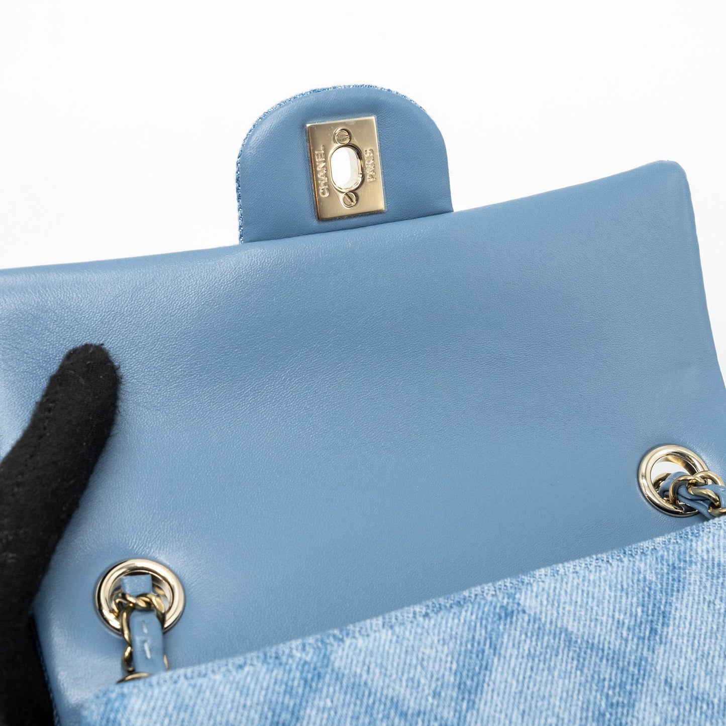 Chanel 22B Mini Rectangular Flap Bag Denim Light Blue L (microchip)