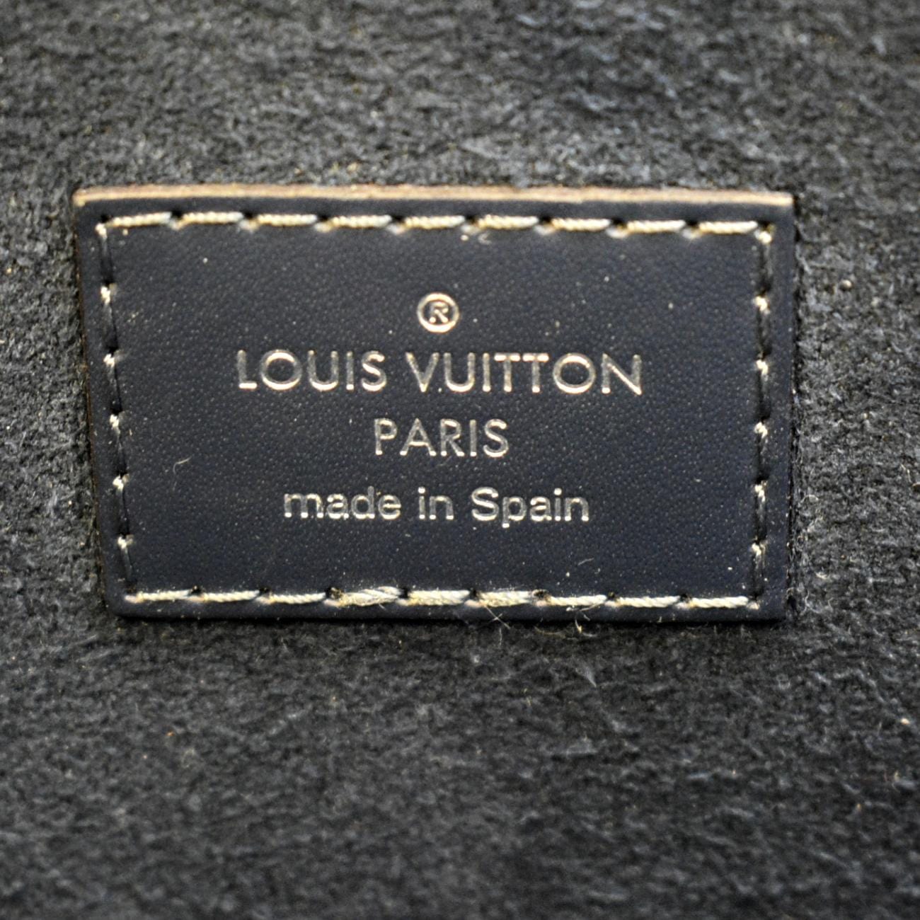 LOUIS VUITTON Neverfull MM Epi Leather Tote Shoulder Bag Blue