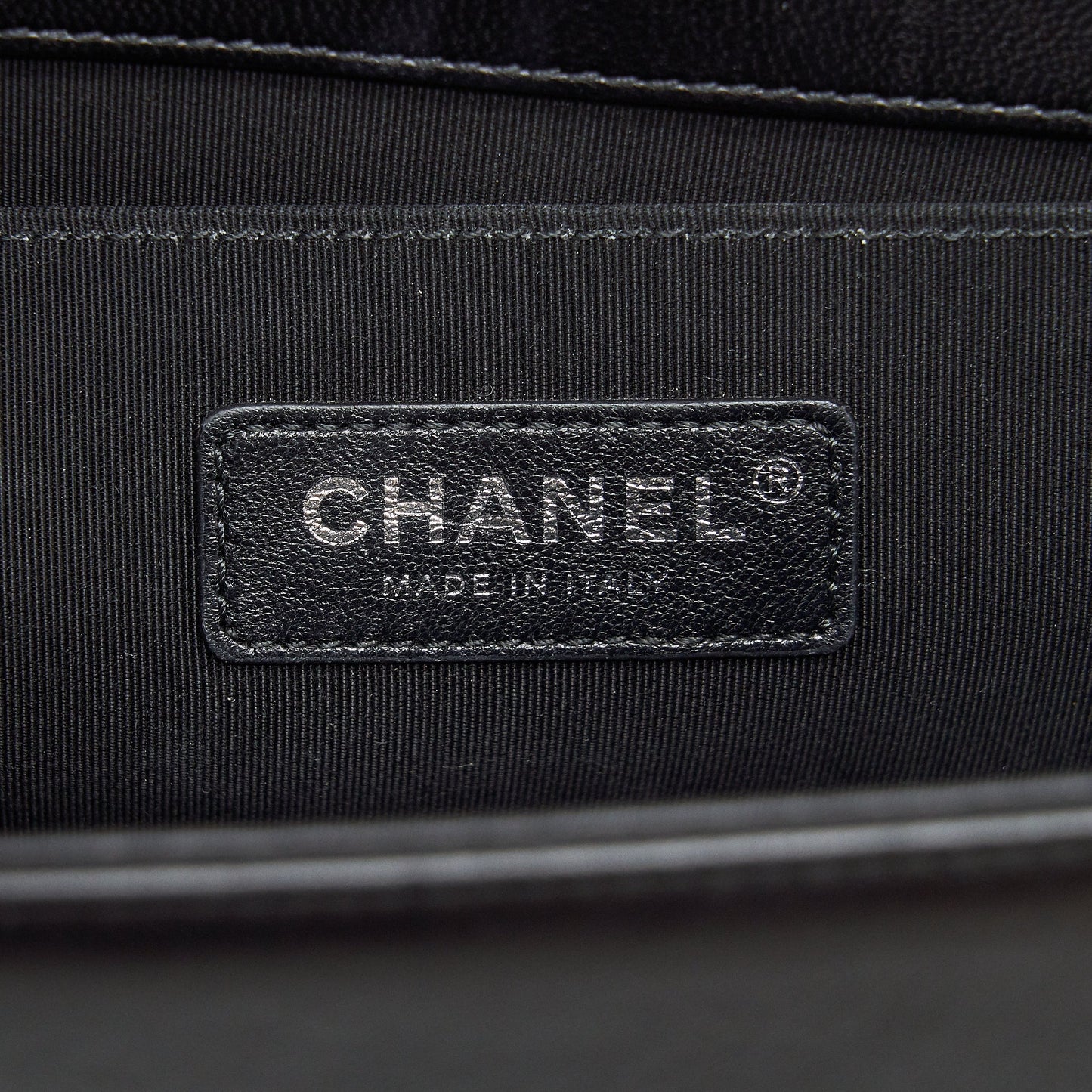 Chanel medium boy black Lambskin Ruthenium