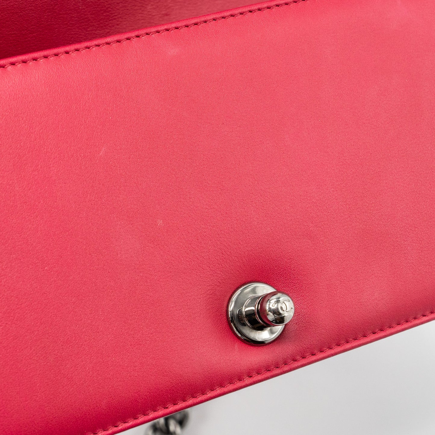 Chanel small boy bag calfskin red