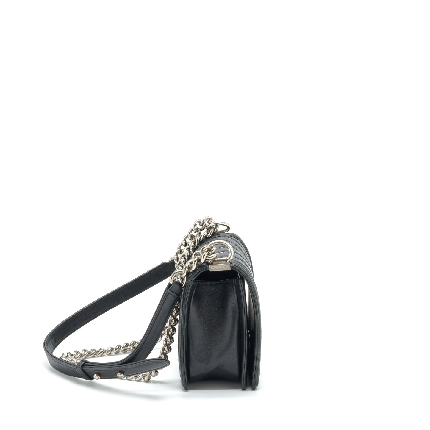 Chanel Medium Boy Chevron Lambskin Black/Silver
