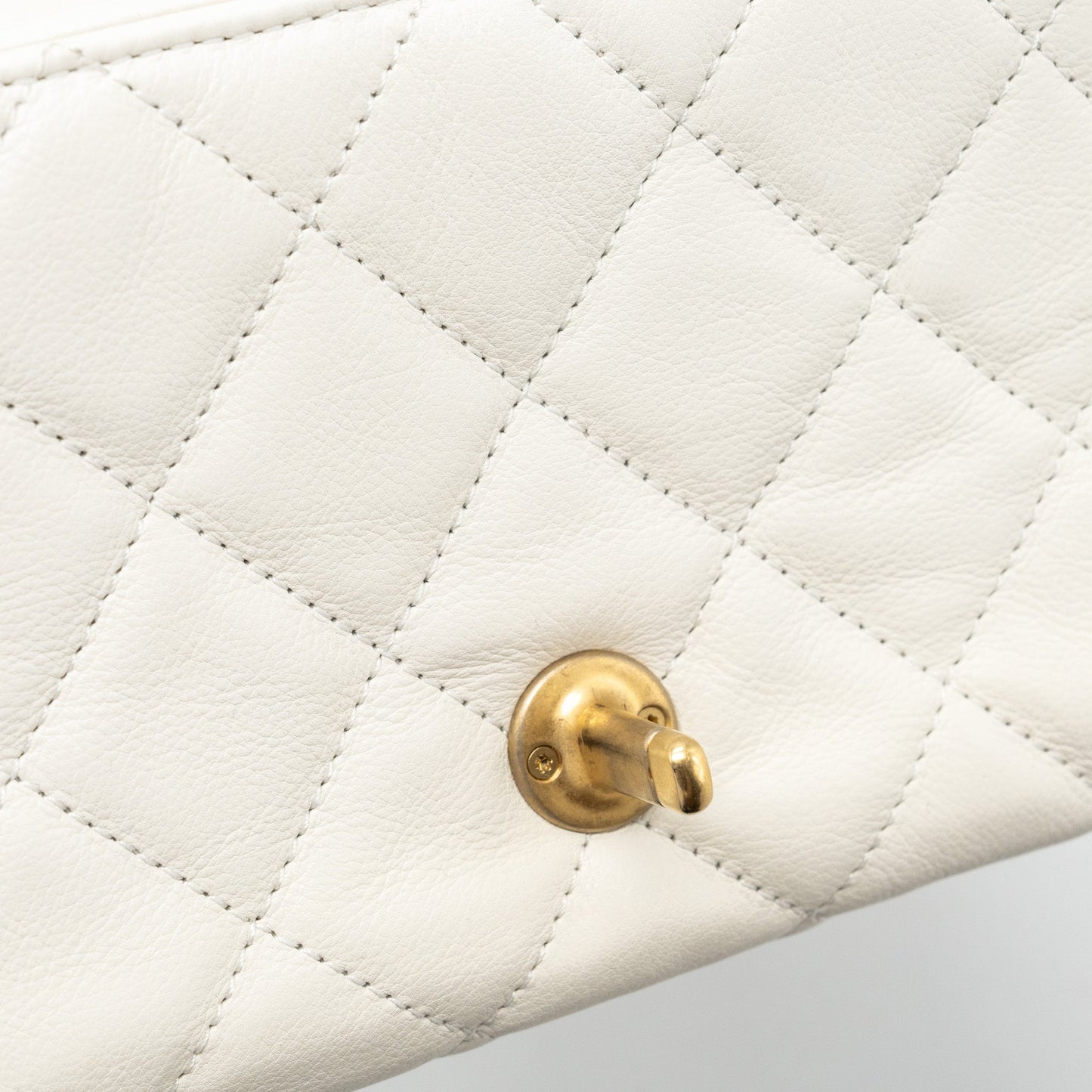 Chanel quilted mini flap bag Calfskin white