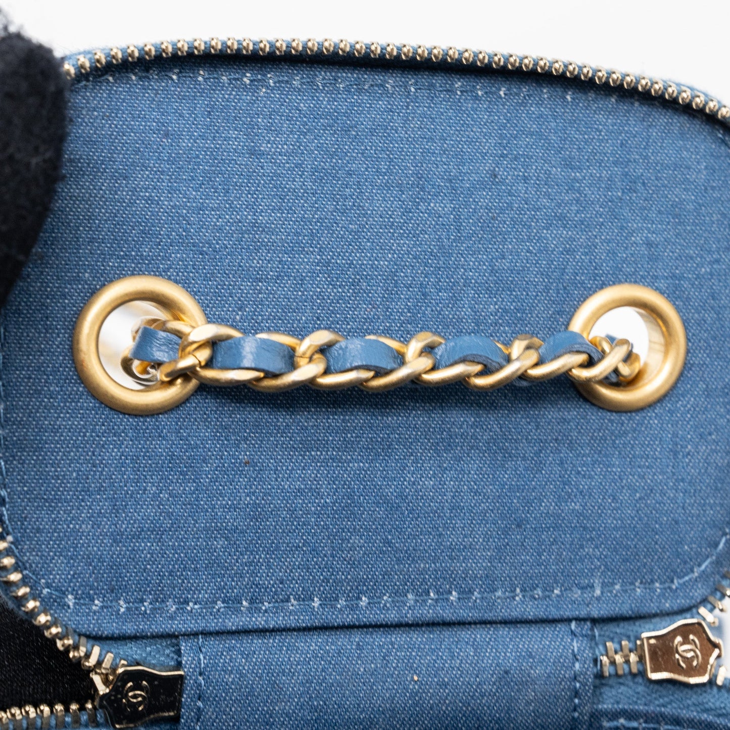 Chanel pearl crush mini vanity with chain Denim Blue
