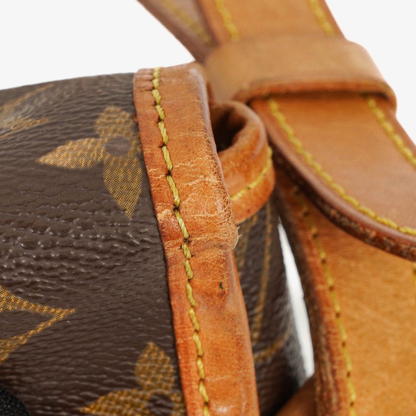 Louis Vuitton  Sac Gibeciere MM Monogram Canvas Bag