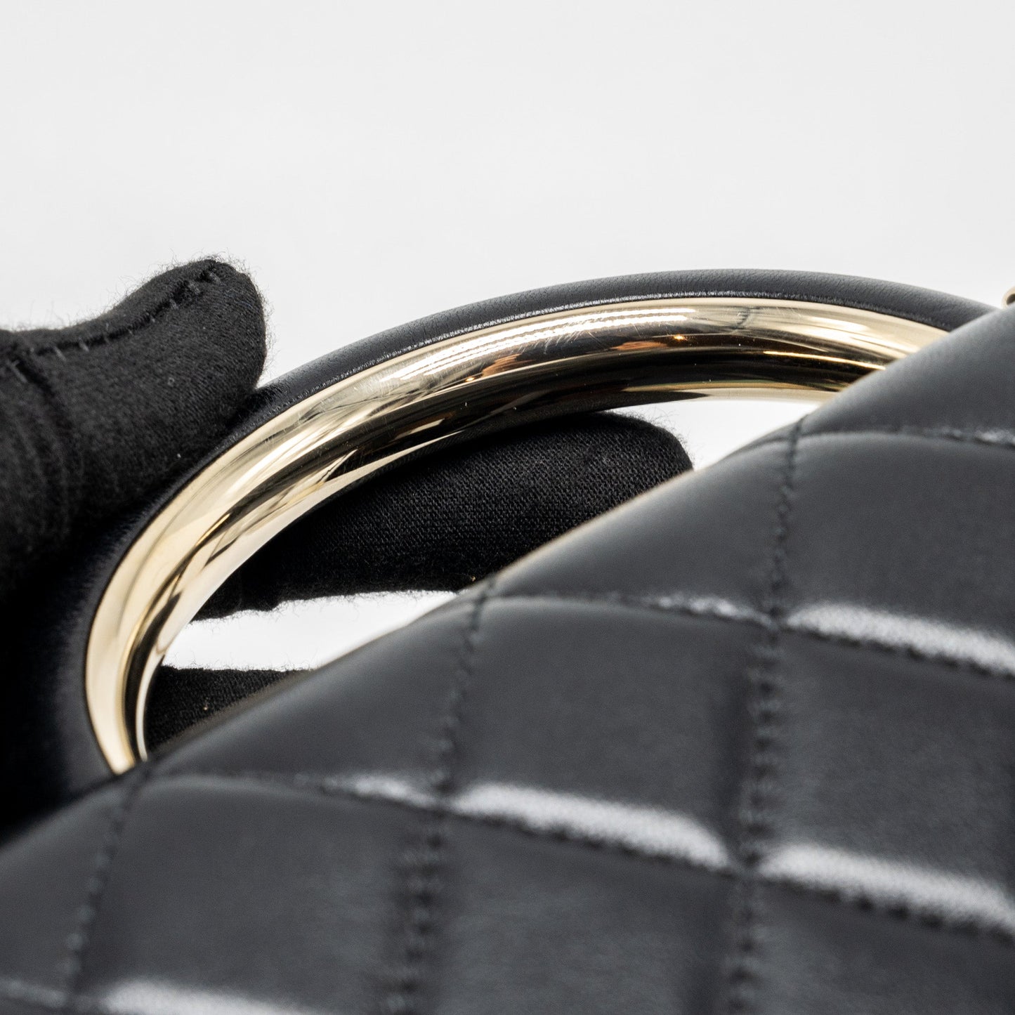 CHANEL leather top handle wallet on chain lambskin black L (microchip)