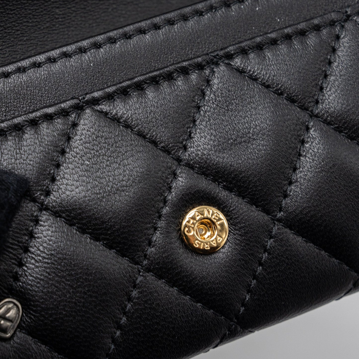 Chanel 23b Flap Card Holder Lambskin (Microchip)
