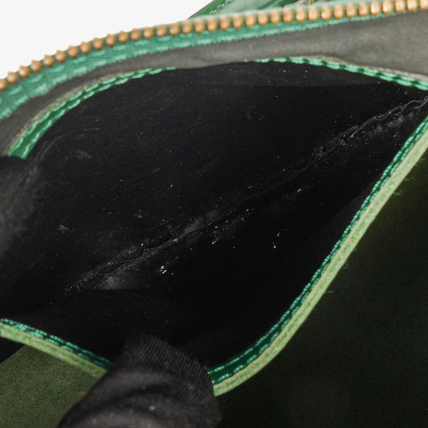 Louis Vuitton  30 Green EPI Leather Handbag