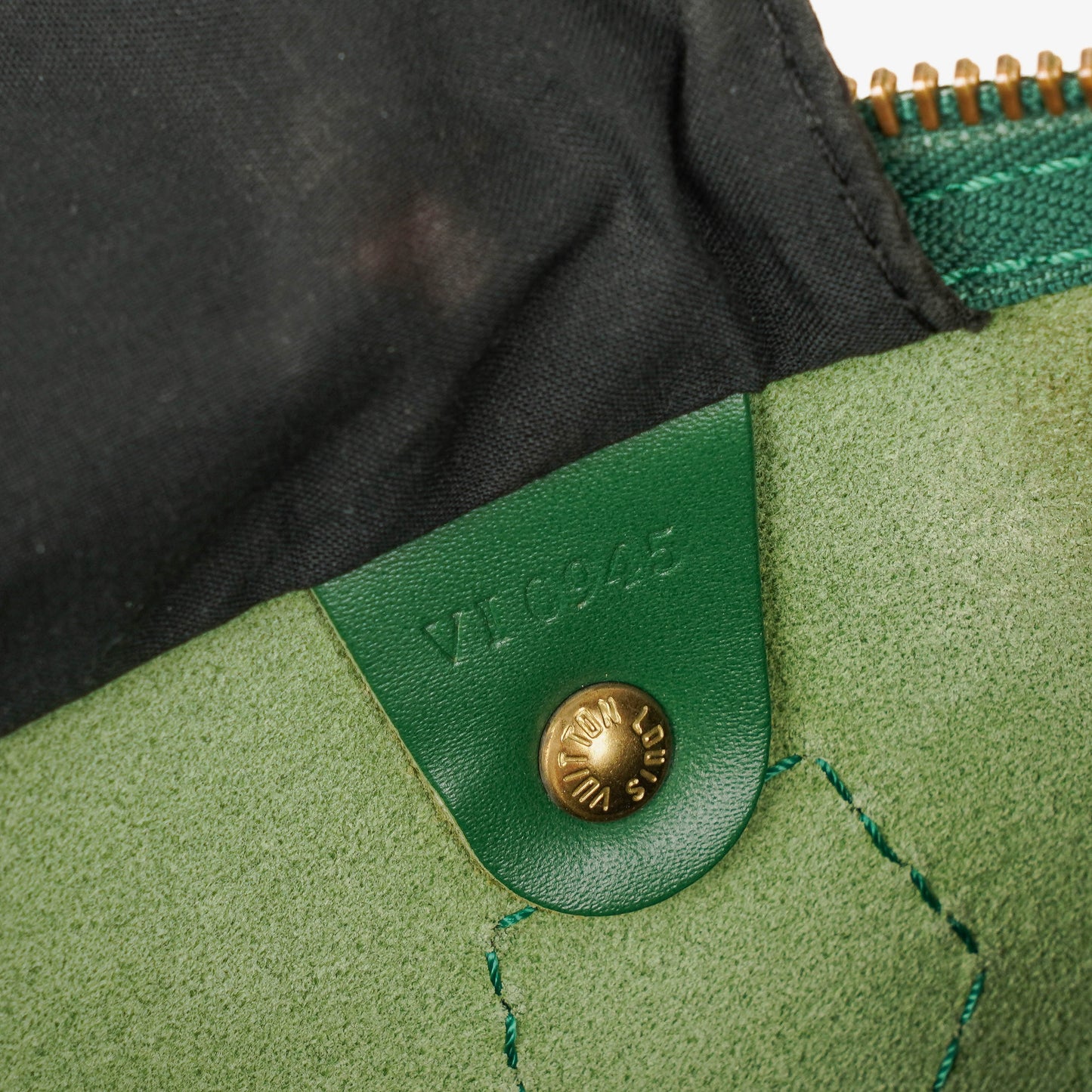 Louis Vuitton  30 Green EPI Leather Handbag