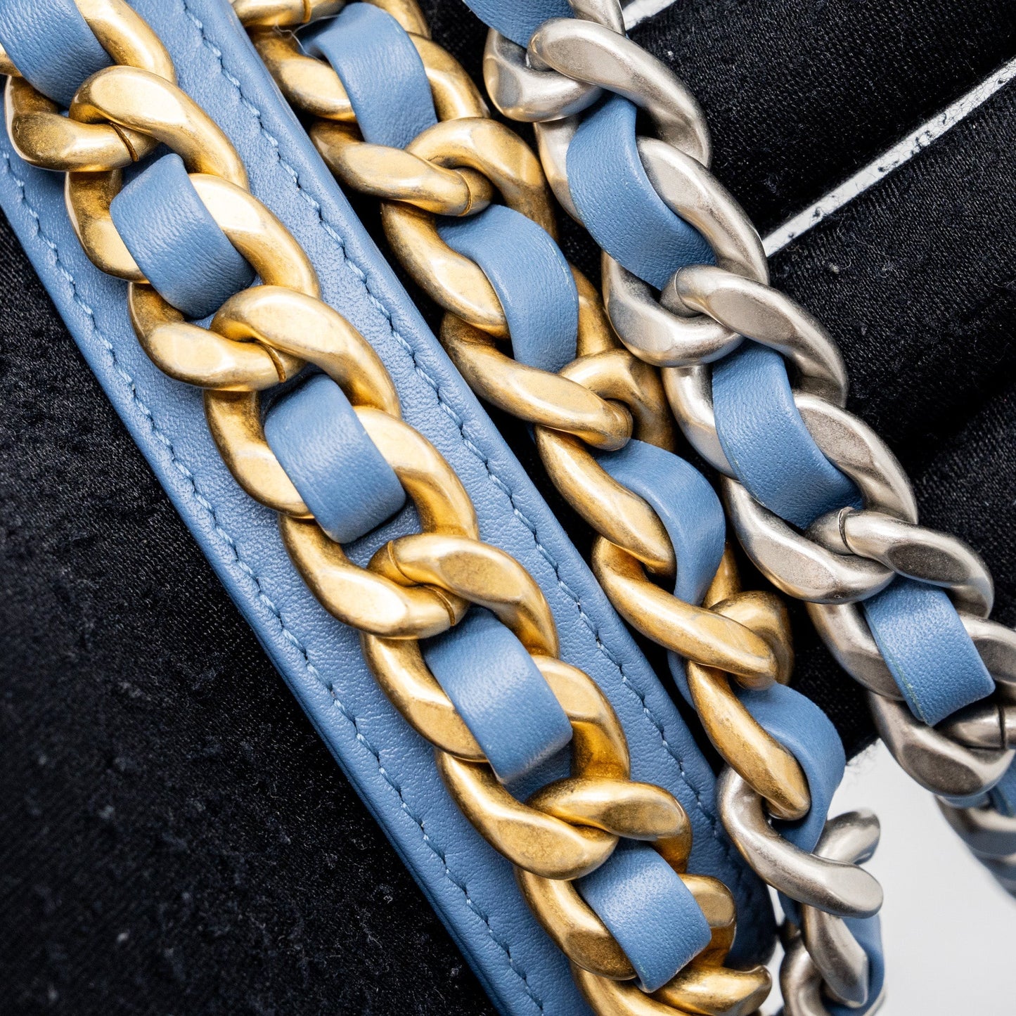 chanel small 19 bag denim light blue multicolour hardware (microchip)