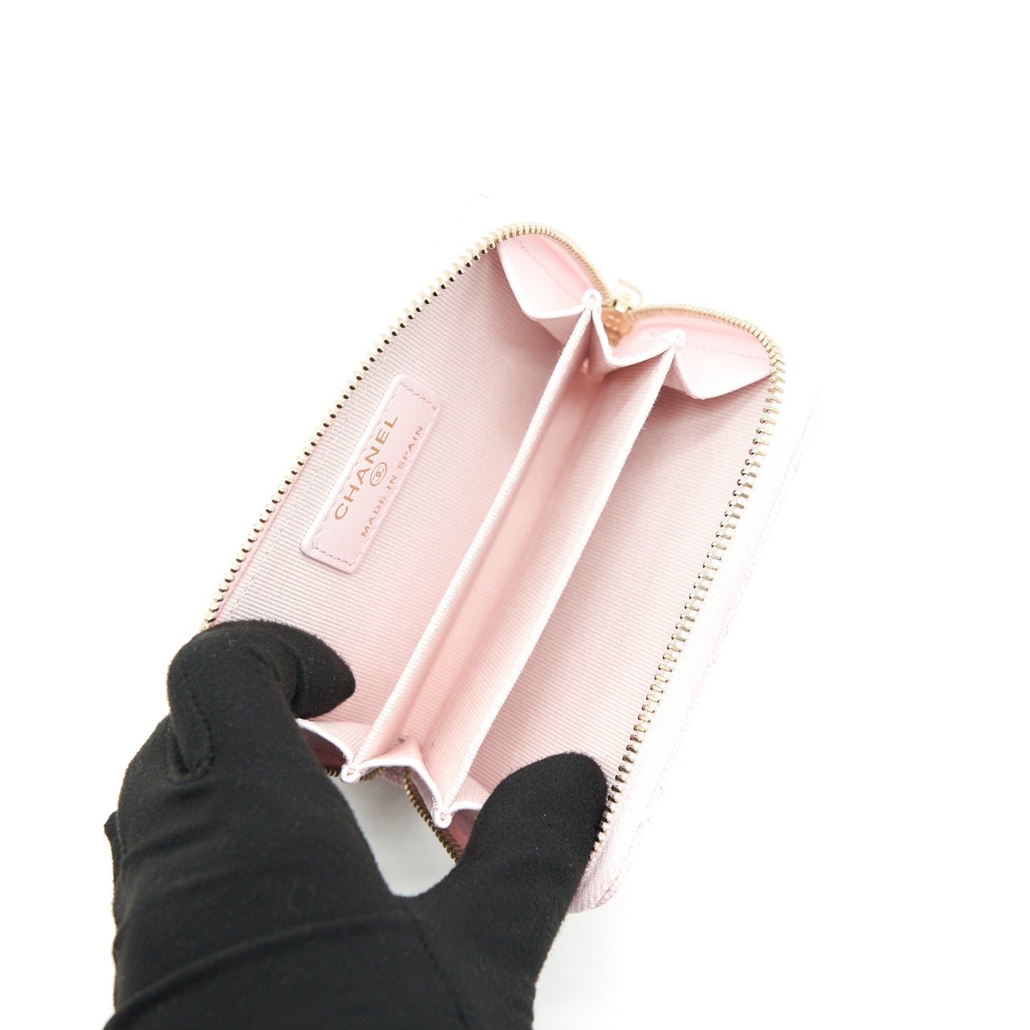 Chanel 22P Zip Card holder Caviar pink L