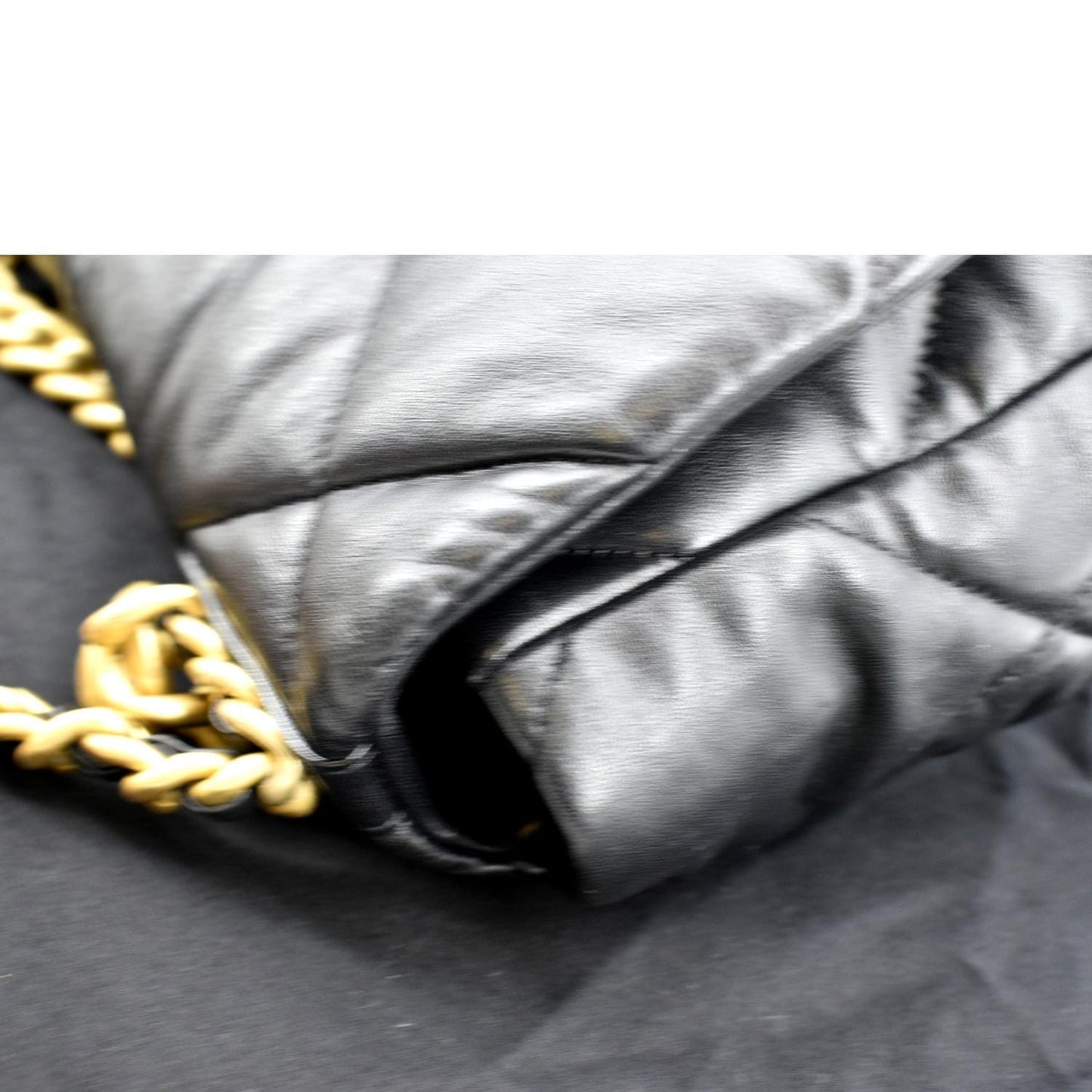 CHANEL 19 Flap Quilted Lambskin Leather Shoulder Bag Black
