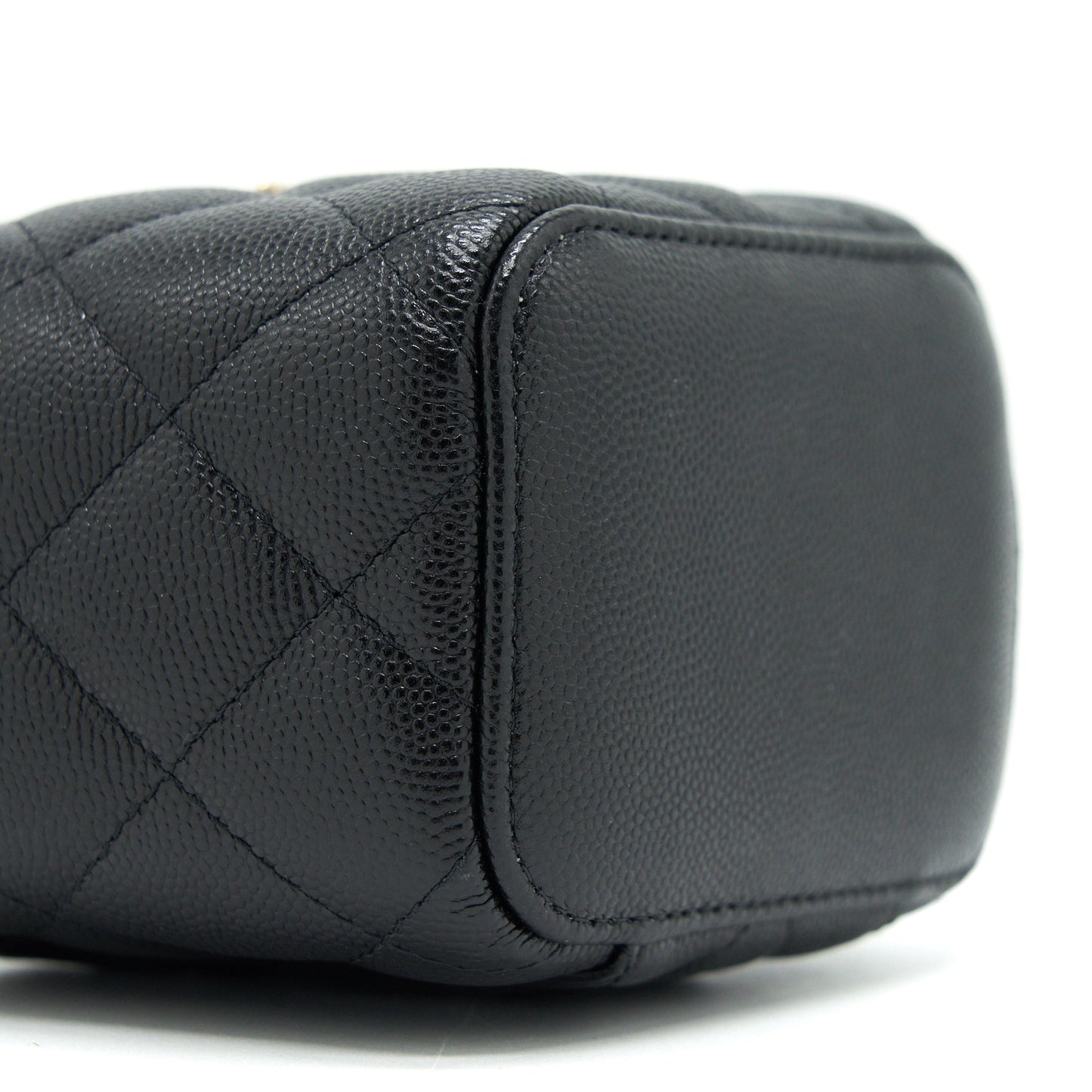 Chanel small Vanity Clutch with Chain with CC Pearl Caviar Black L