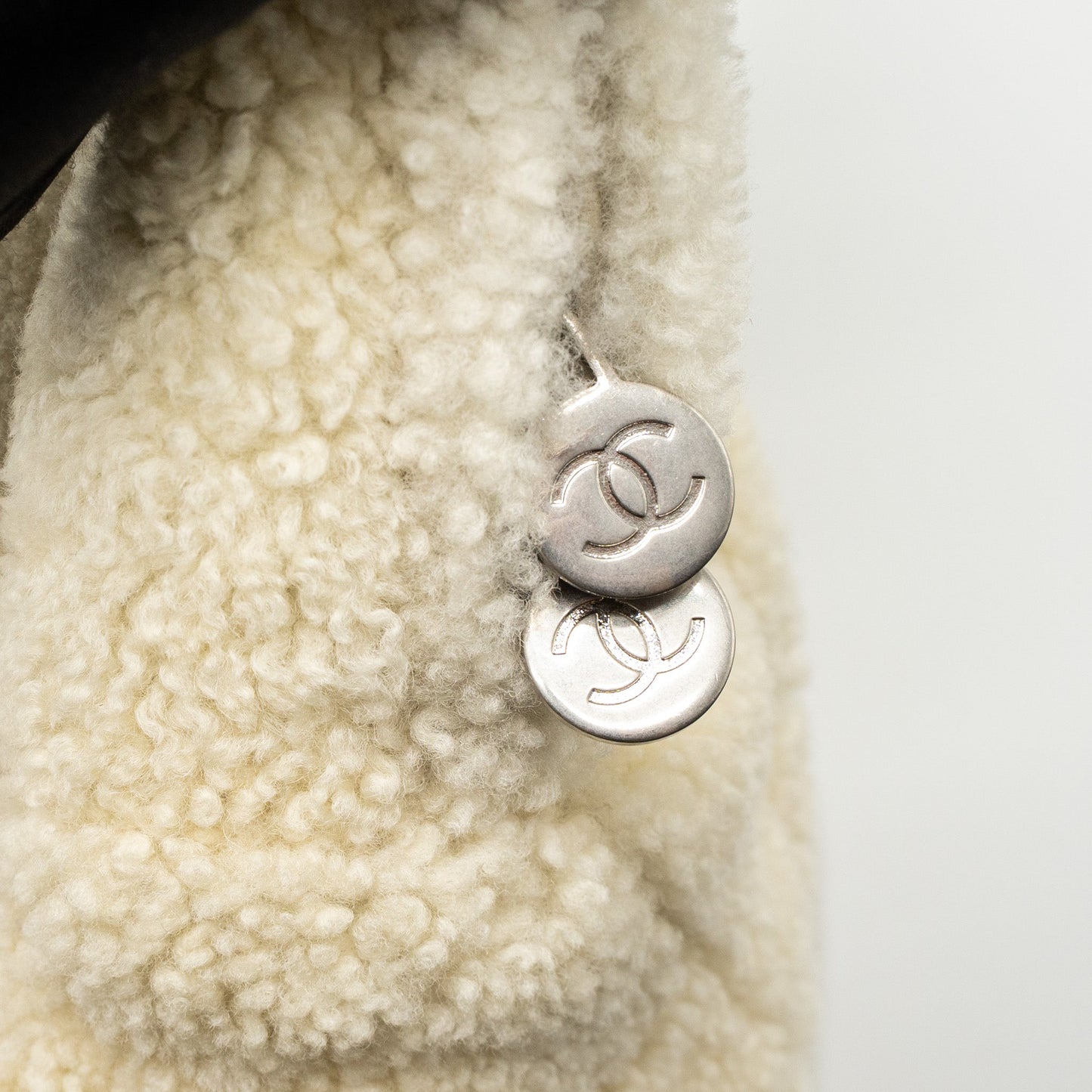 Chanel 19B Backpack Shearling White/Multicolour
