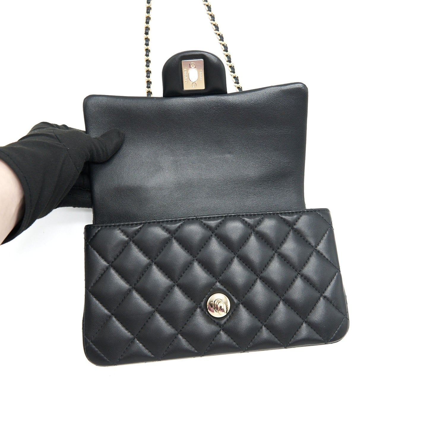 Chanel 21K top handle mini Rectangular flap Bag Black L