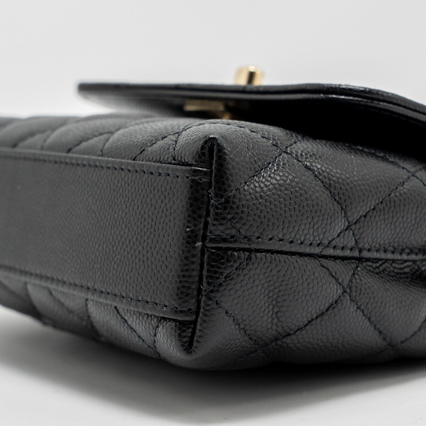 Chanel Coco Handle Clutch with Chain Caviar Black L (Microchip)