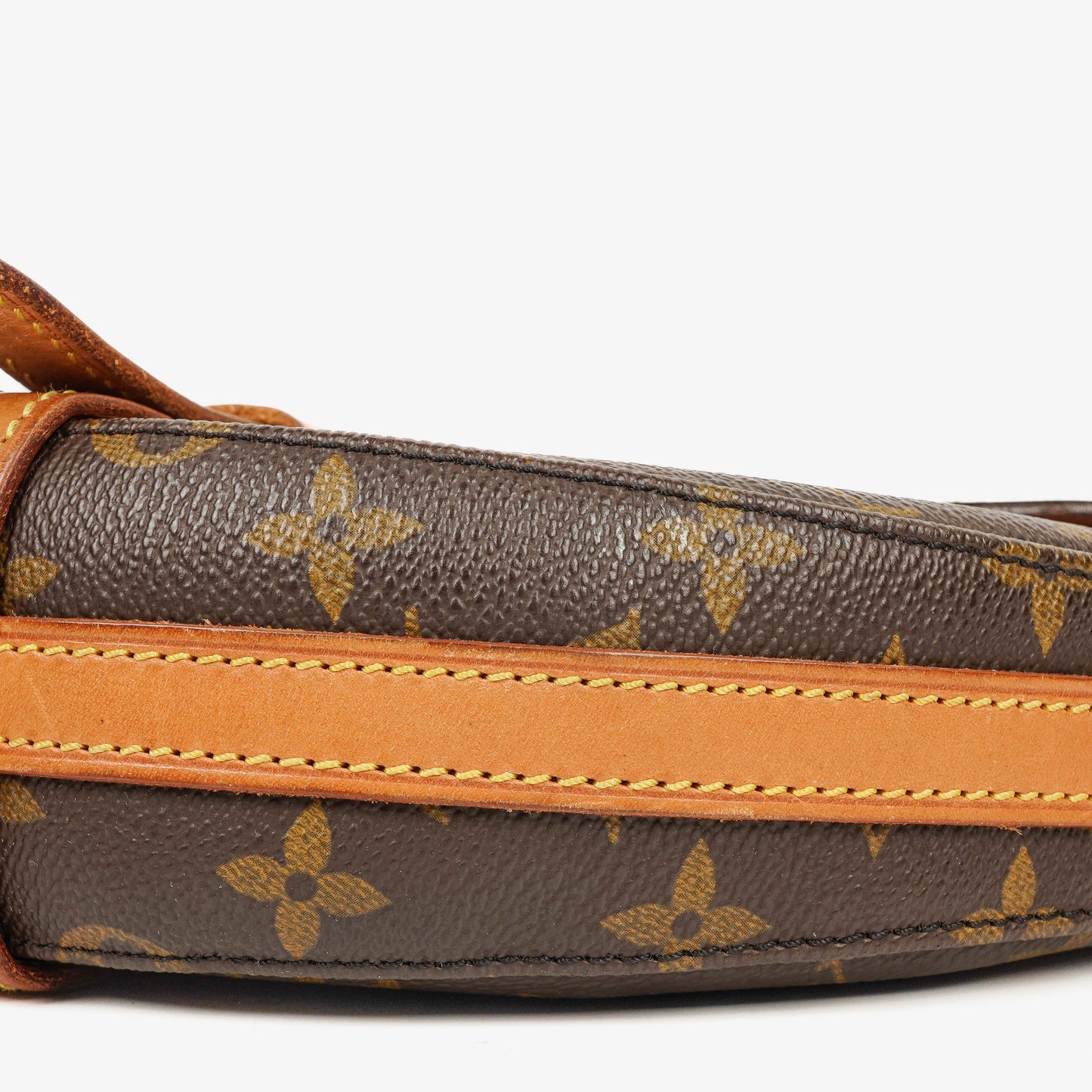 Louis Vuitton Chantilly MM Monogram Canvas Crossbody Bag