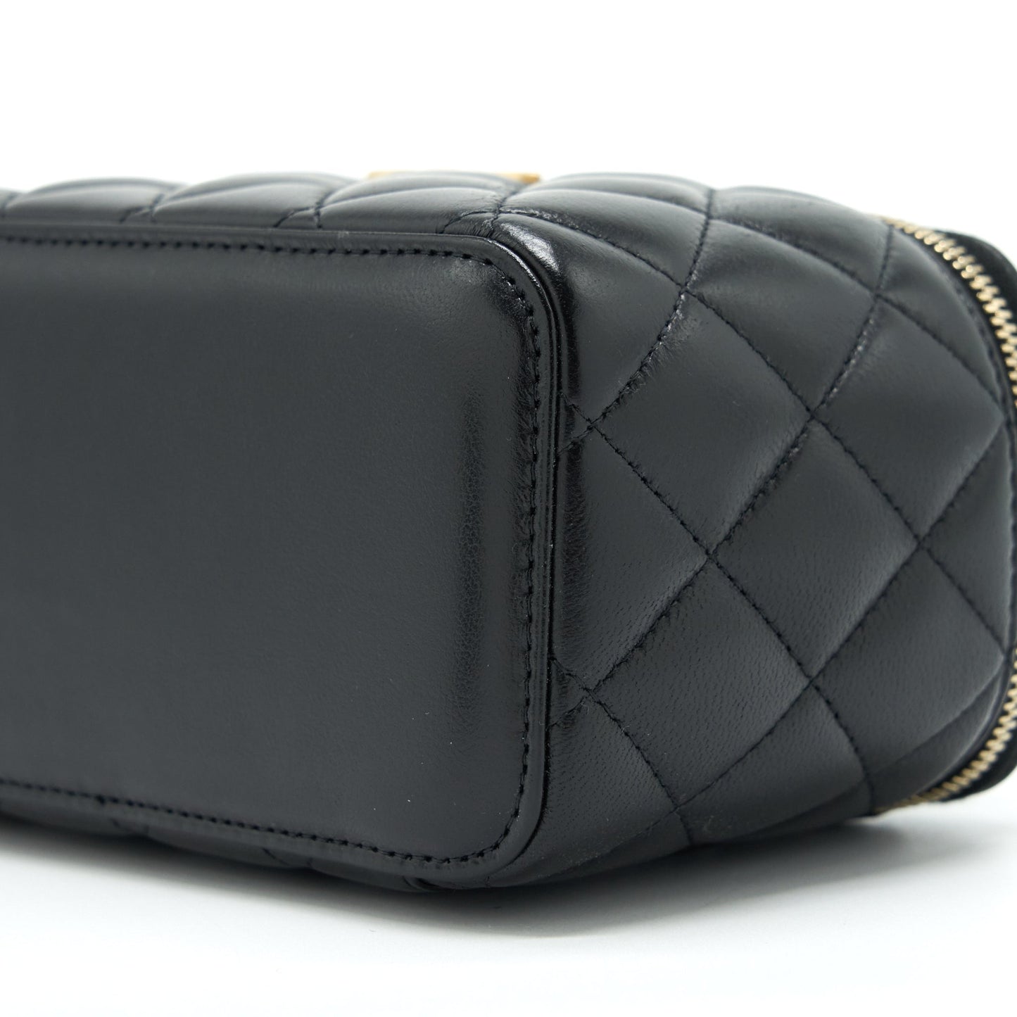 Chanel 22S Letter Top Handle Long Vanity With Chain Lambskin Black