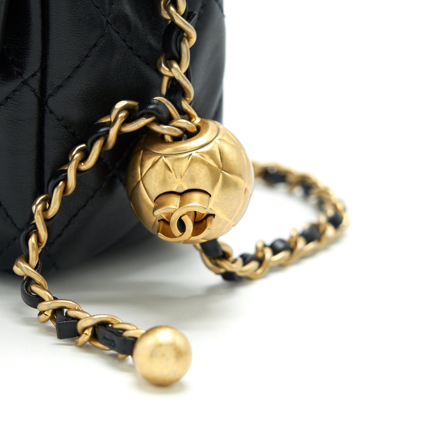 Chanel 22C pearl Crush Mini rectangular Flap Bag Lambskin Black