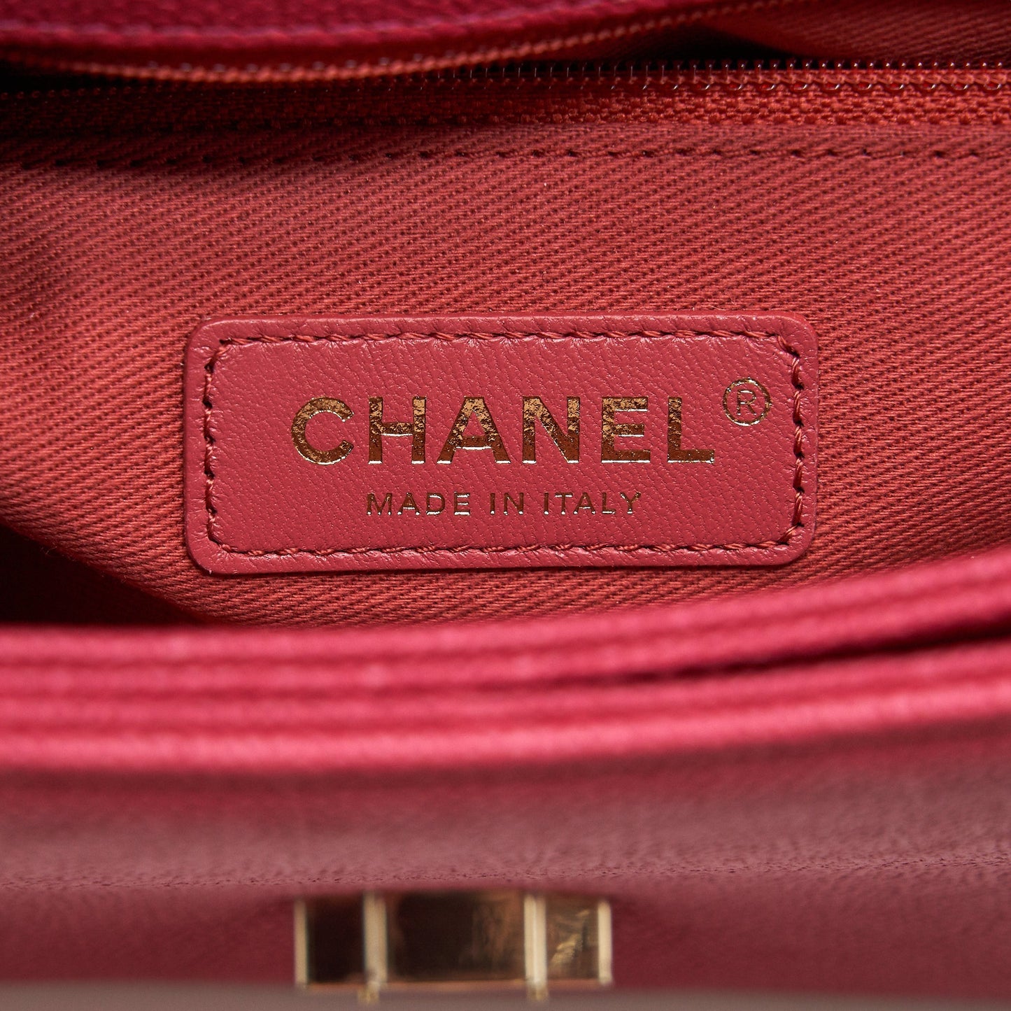 Chanel Messenger Crossbody Bag Caviar Red