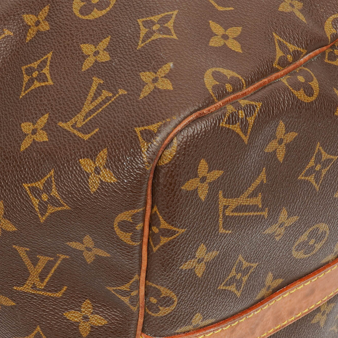 Louis Vuitton Keepall 55 Bandoulière Monogram Canvas Travel Bag