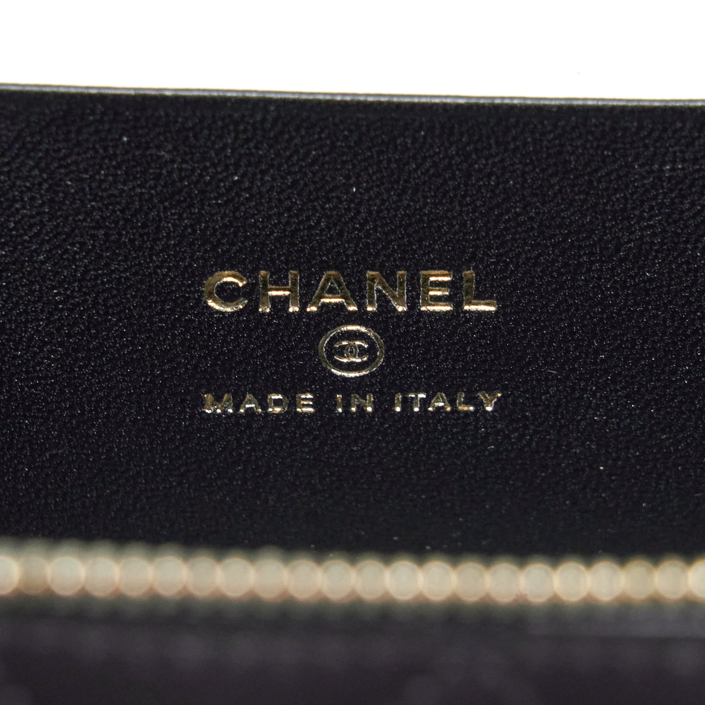 Chanel 22A Mini Top Handle Long Vanity With Chain Lambskin Black L (Microchip)