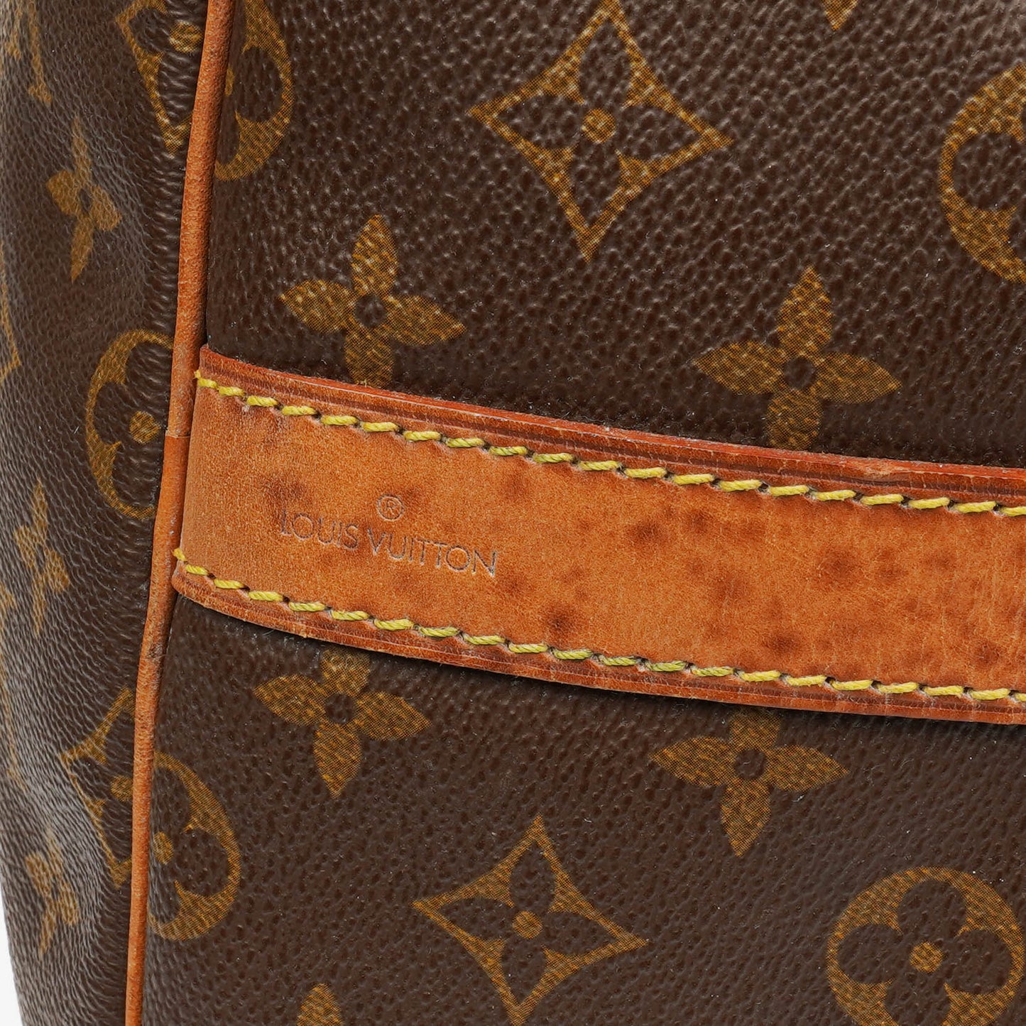 Louis Vuitton Keepall 55 Bandoulière Monogram Canvas Travel Bag