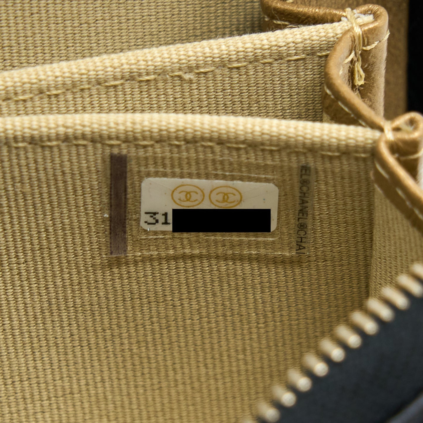 Chanel 22C Pearl Crush Card holder With Chain Lambskin Black
