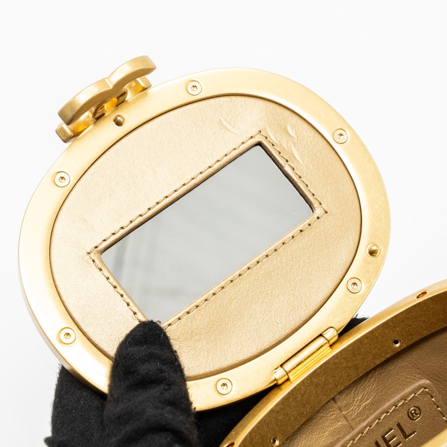 Chanel Round Vanity Case With Chain Lambskin Pink (Microchip)