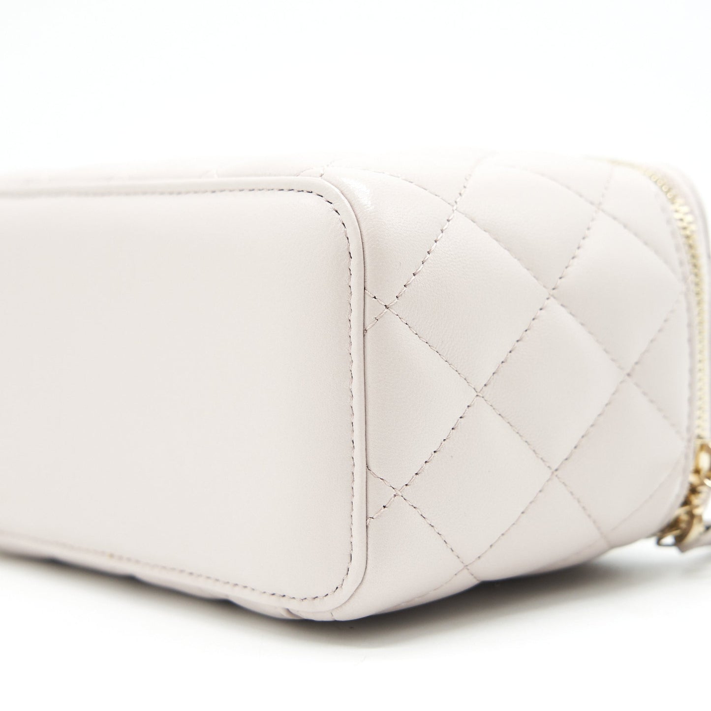 Chanel Pearl Crush Long Vanity On Chain Lambskin Light Purple
