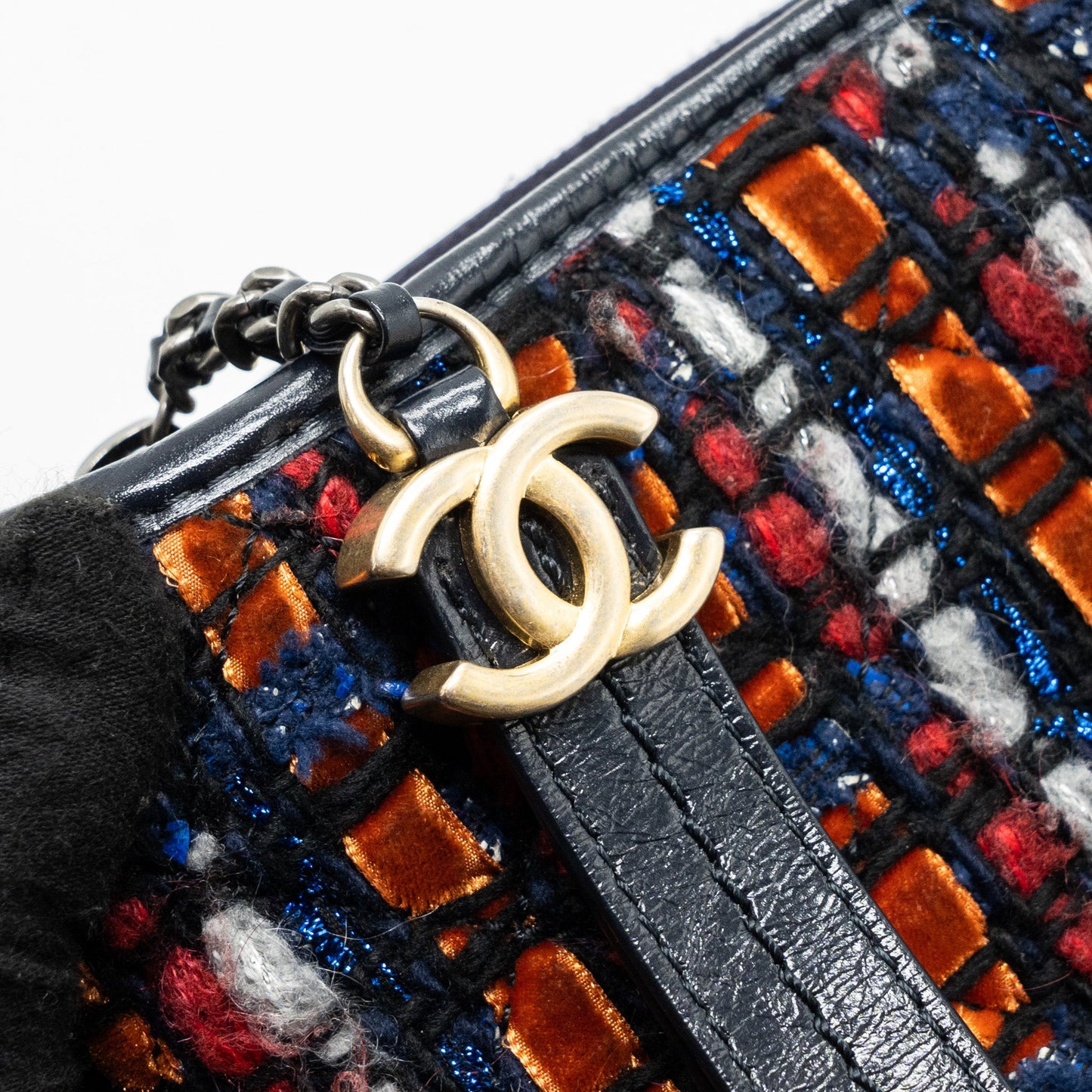 Chanel Small Gabrielle Hobo Bag Tweed/Calfskin Multicolour / Multicolour Hardware