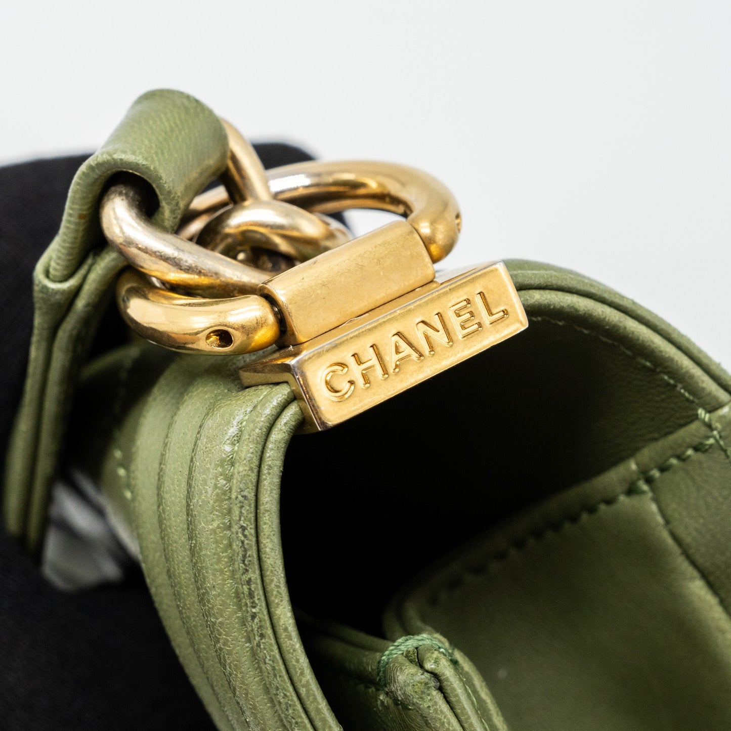 Chanel Medium boy bag lambskin green