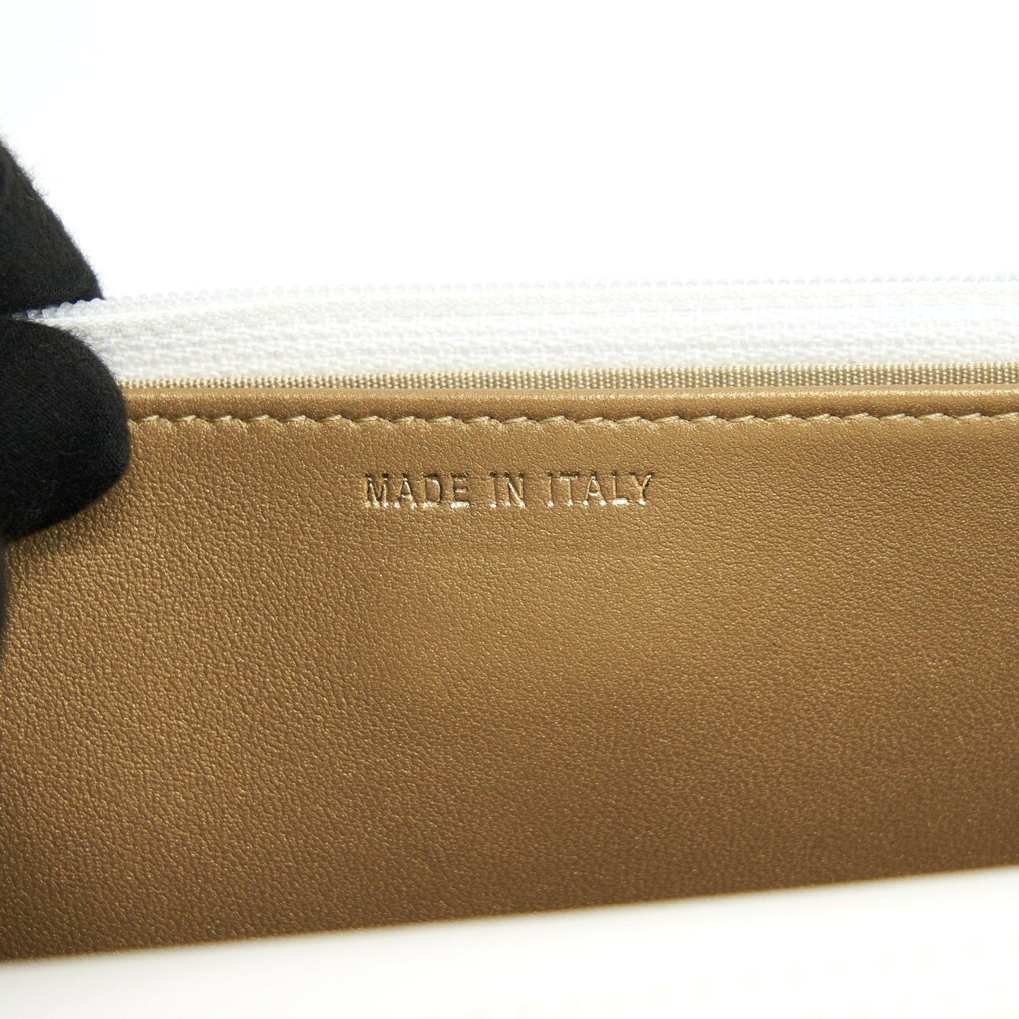 CHANEL Pearl Crush Wallet on Chain White
