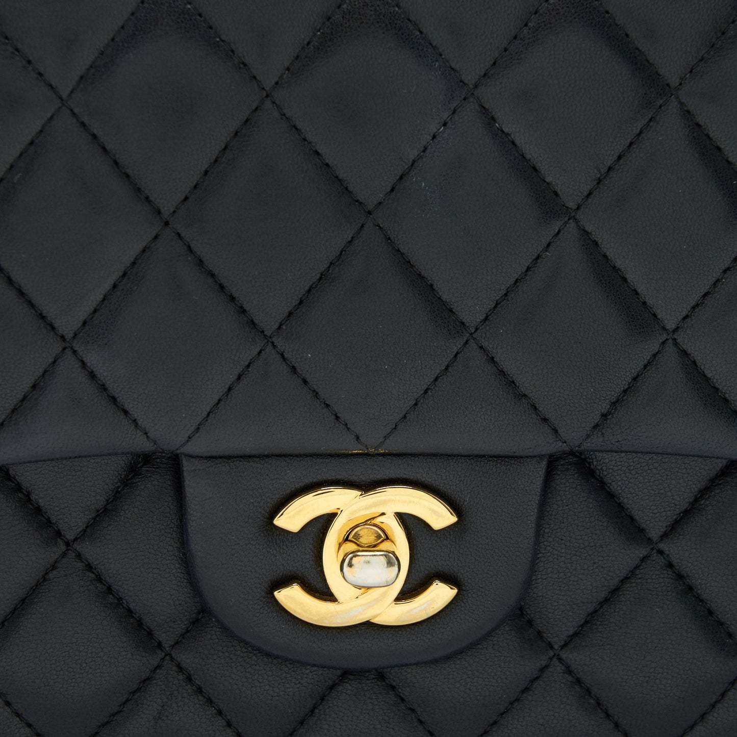 Chanel Classic Double Flap Bag Lambskin Medium Black  serial 19