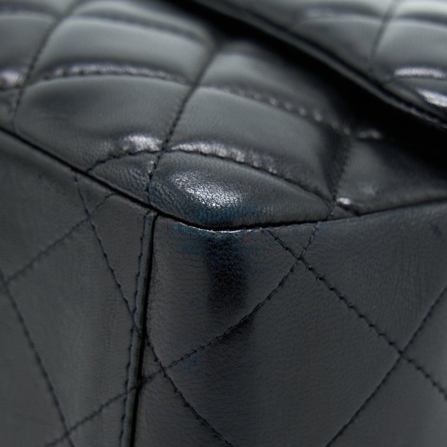 Chanel Maxi Classic Flap Bag Lambskin Black