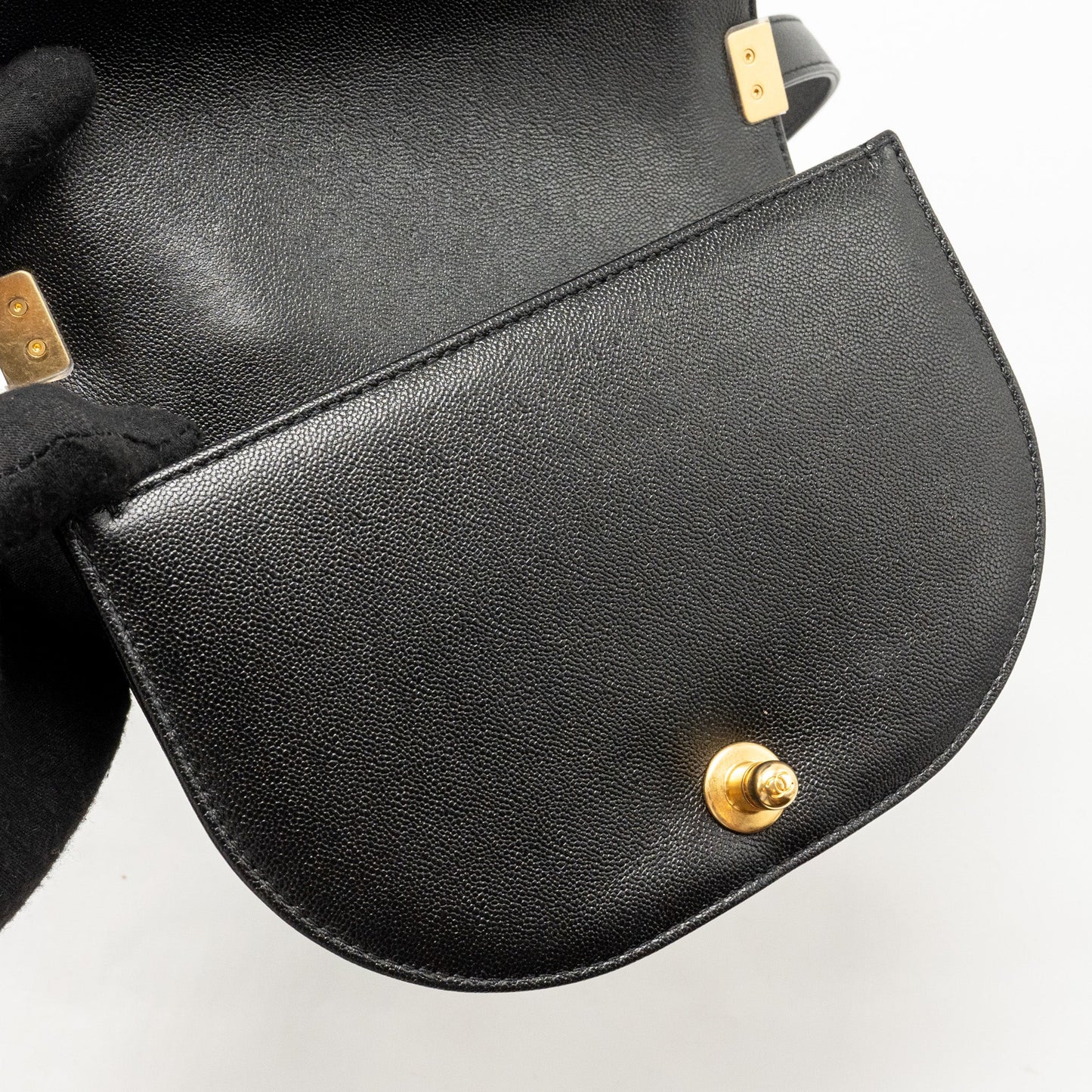 Chanel 22A Round Boy Messenger Bag Caviar Black  (Microchip)