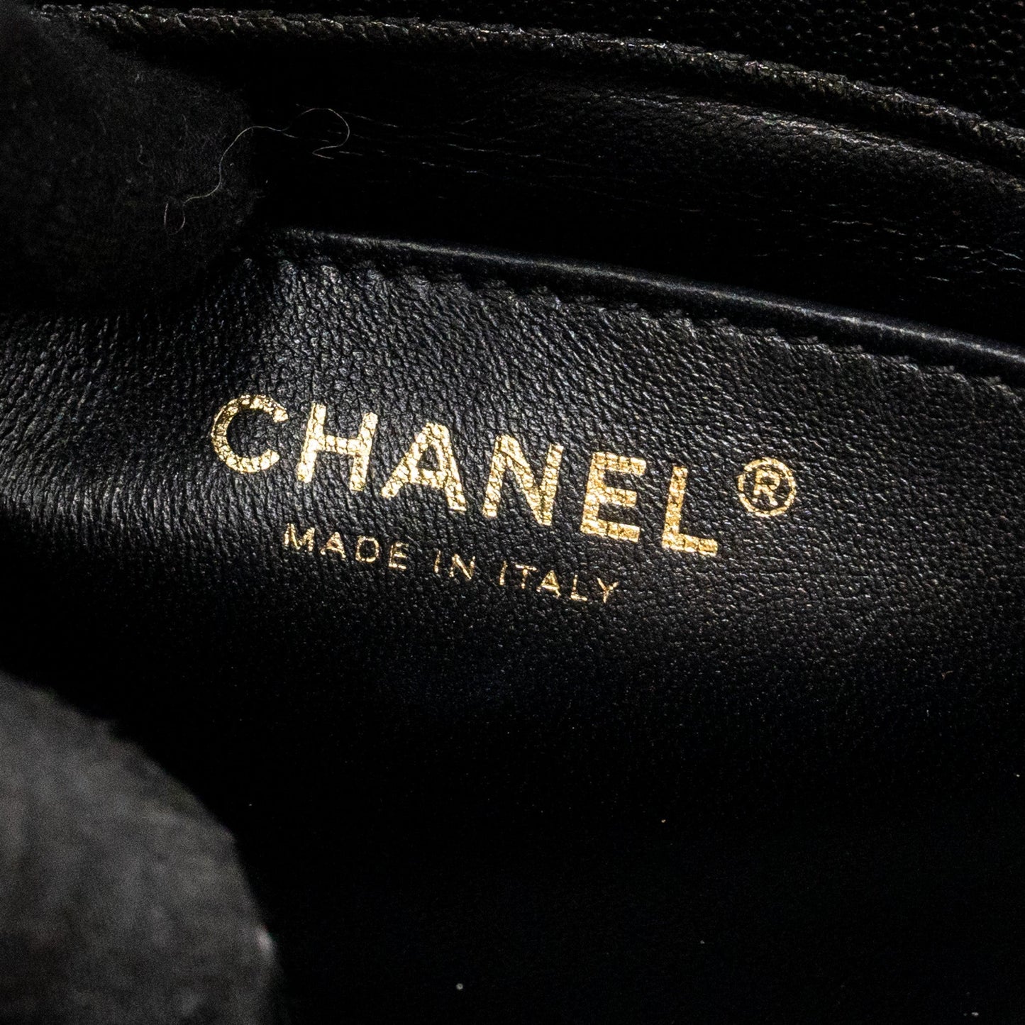 Chanel 22A Round Boy Messenger Bag Caviar Black  (Microchip)