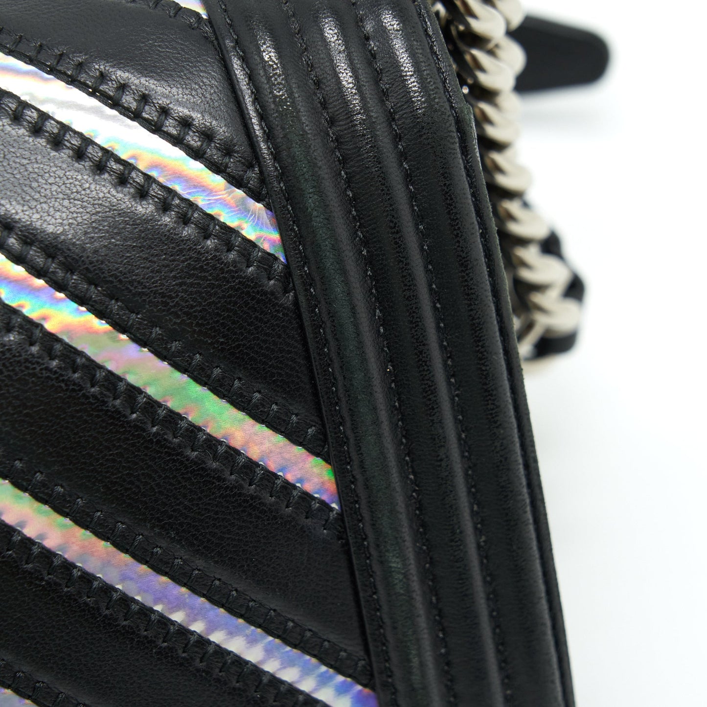 Chanel Medium Boy Chevron Lambskin Black/Silver