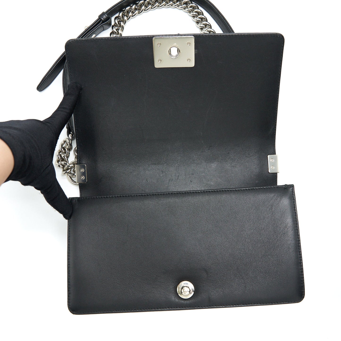 Chanel Medium Boy Chevron Lambskin Black/Silver