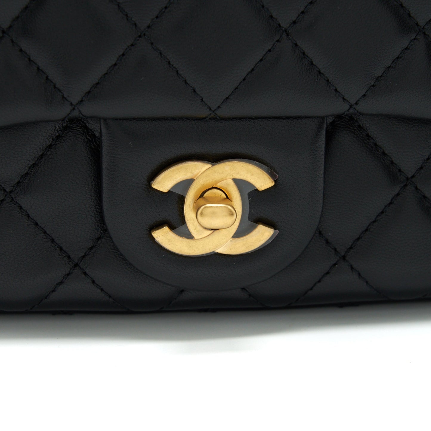 Chanel 22S Pearl Crush Mini Square Flap Bag Lambskin Black