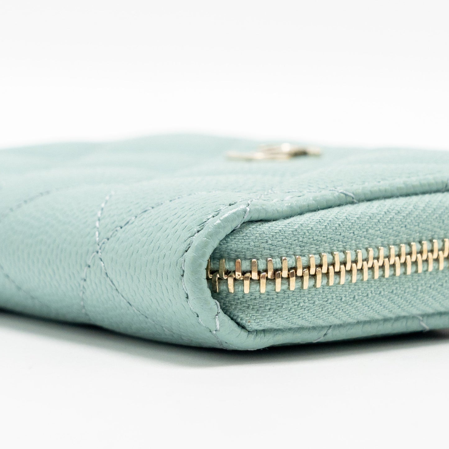 Chanel Zip Card Holder Caviar Light Green L