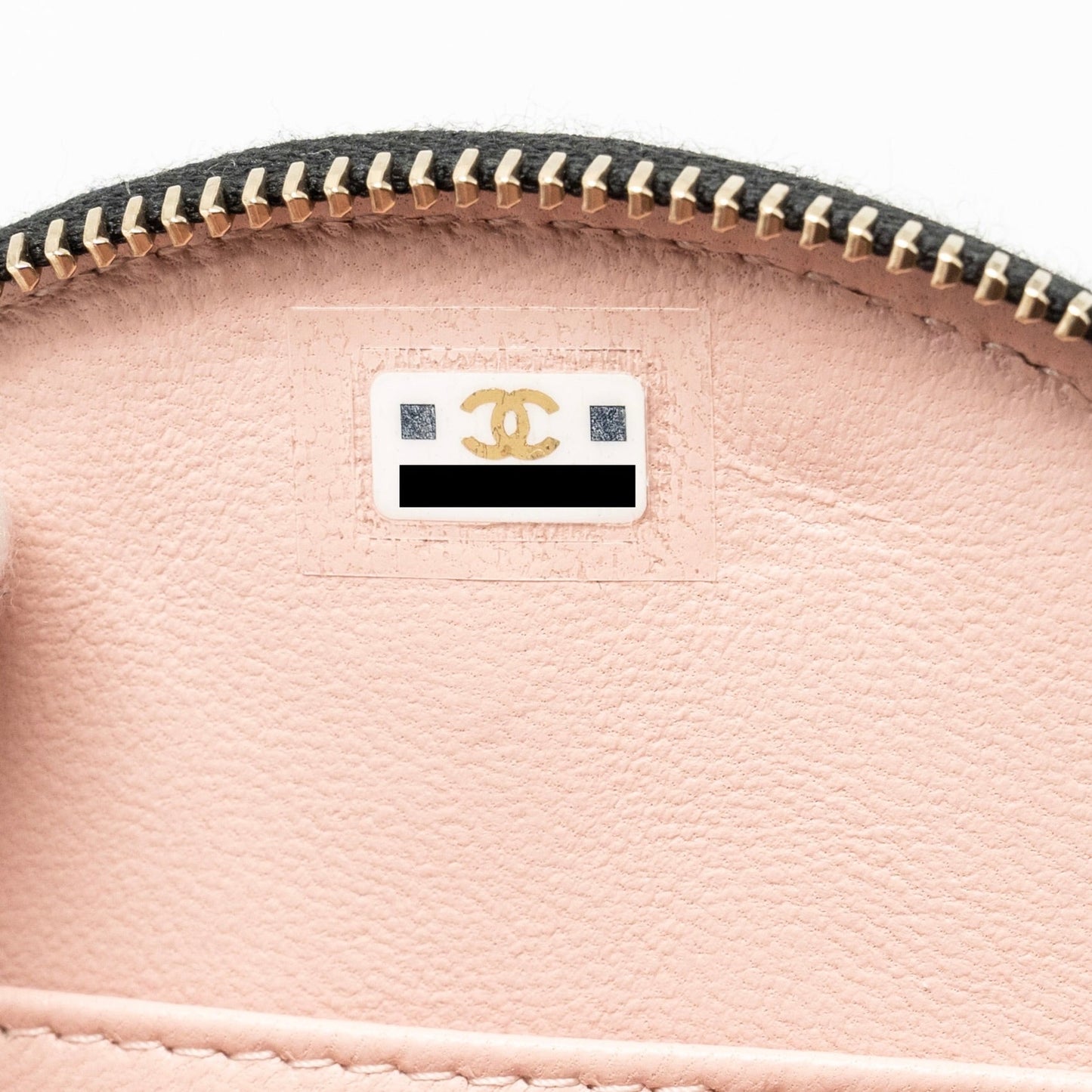 Chanel 22B Top Handle Mini Round Vanity Case With Chain Shiny Lambskin Black L (Microchip)