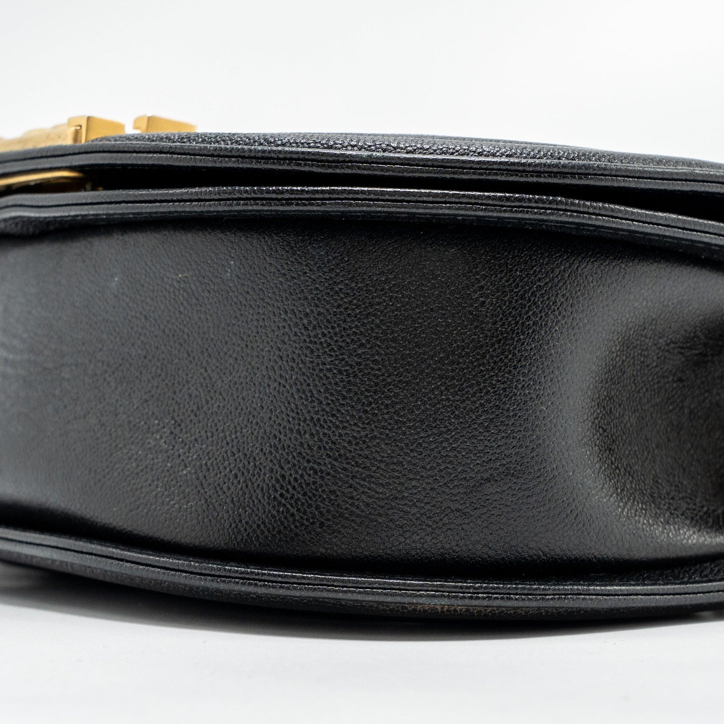 Chanel 22A Round Boy Messenger Bag Caviar Black  (Microchip)
