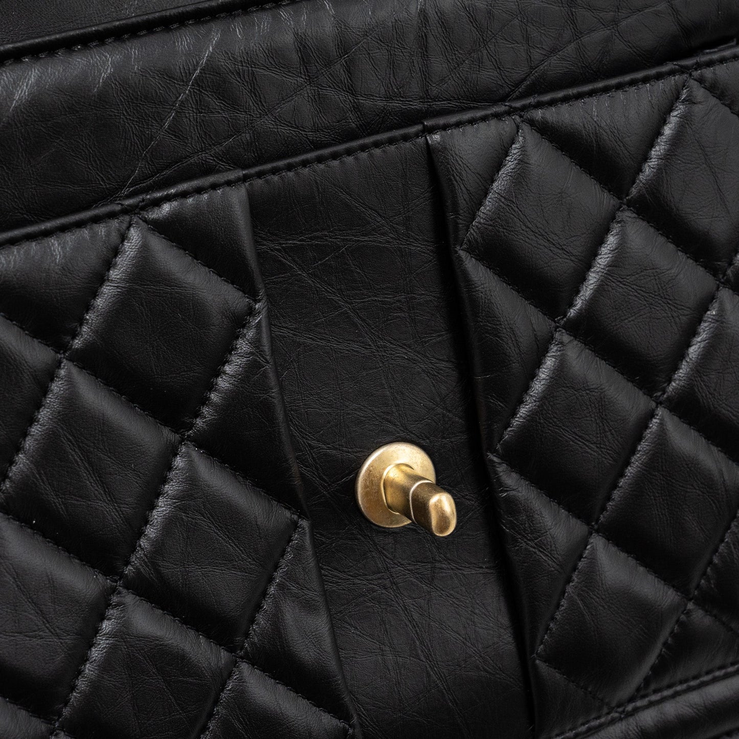 Chanel 23S flap backpack calfskin black brushed  (microchip)
