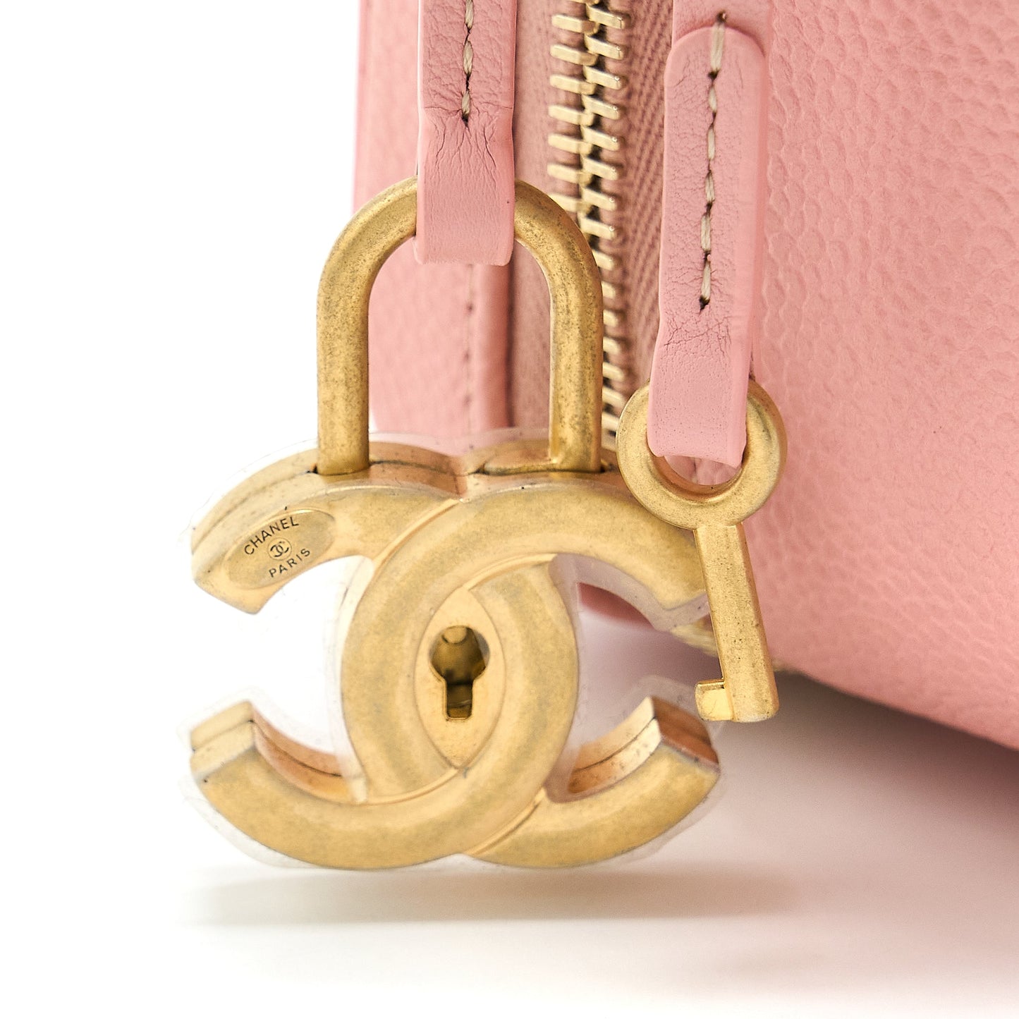 Chanel Filigree Vanity Case Caviar Pink