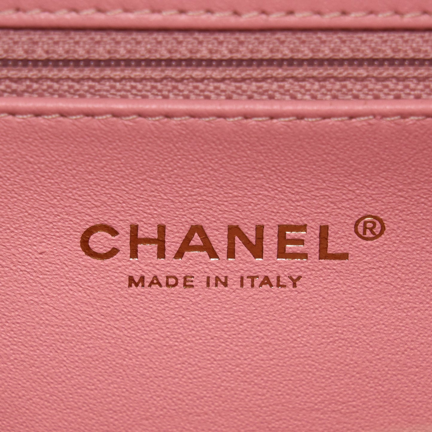 Chanel Filigree Vanity Case Caviar Pink