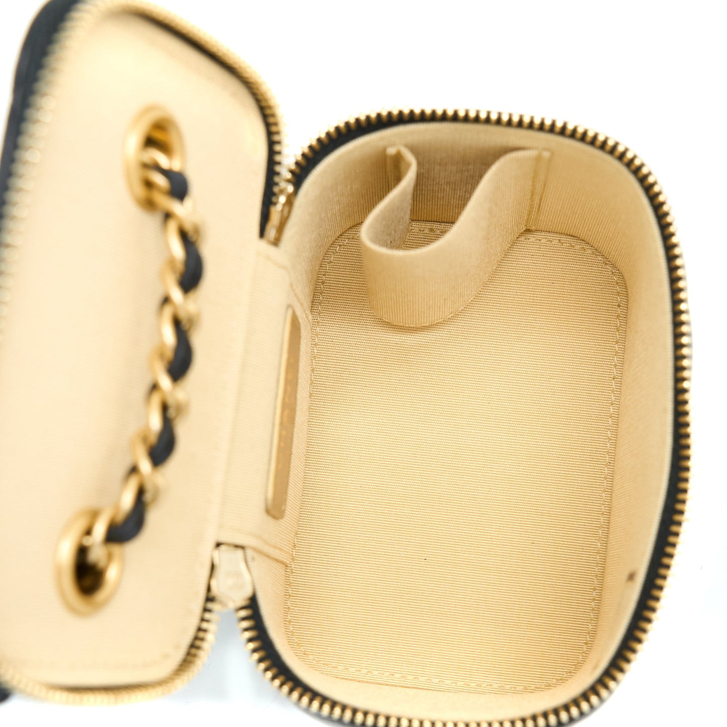 Chanel Pearl Crush Mini Vanity Case Lambskin Black L