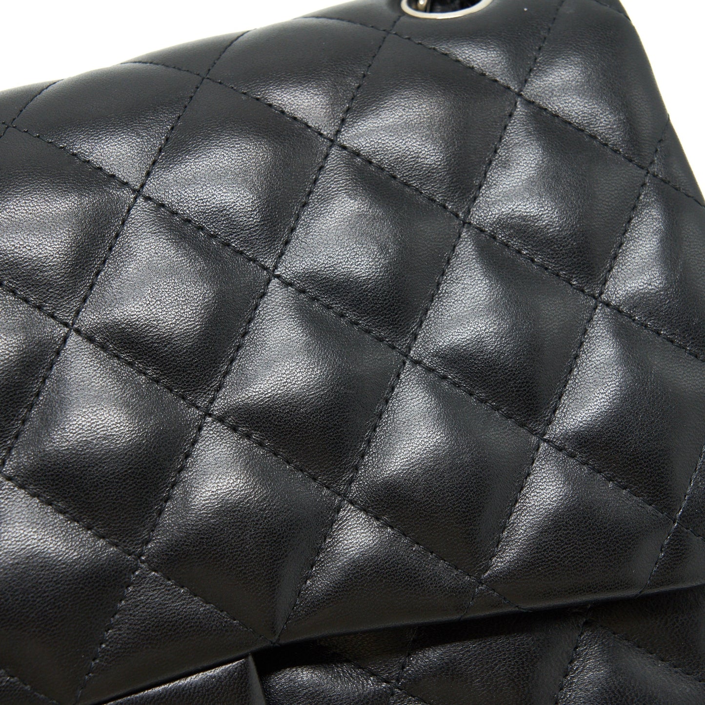 Chanel Classic jumbo Double flap Bag Lambskin Black