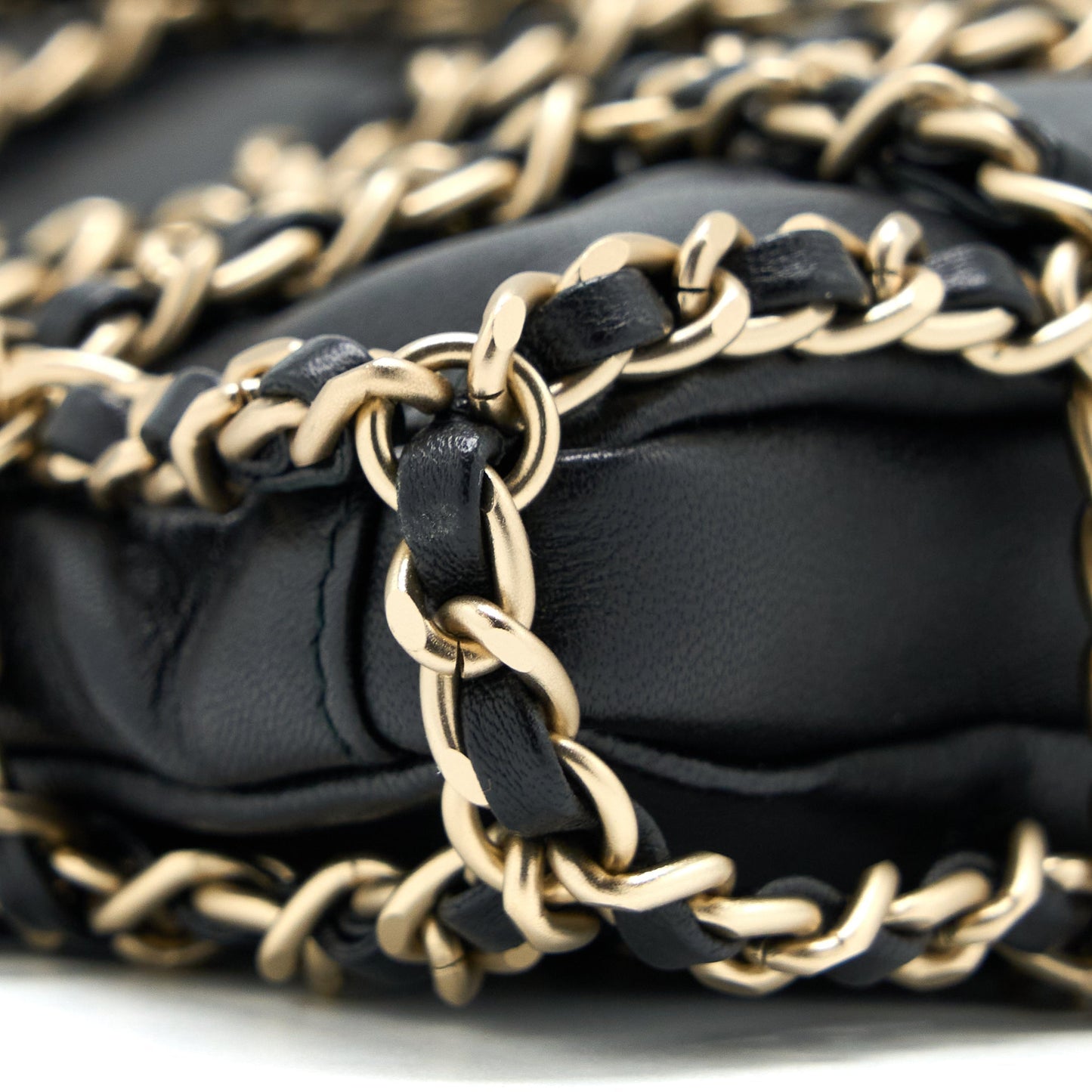 Chanel Cruise 2020 black chained Tote Bag Lambskin Black L