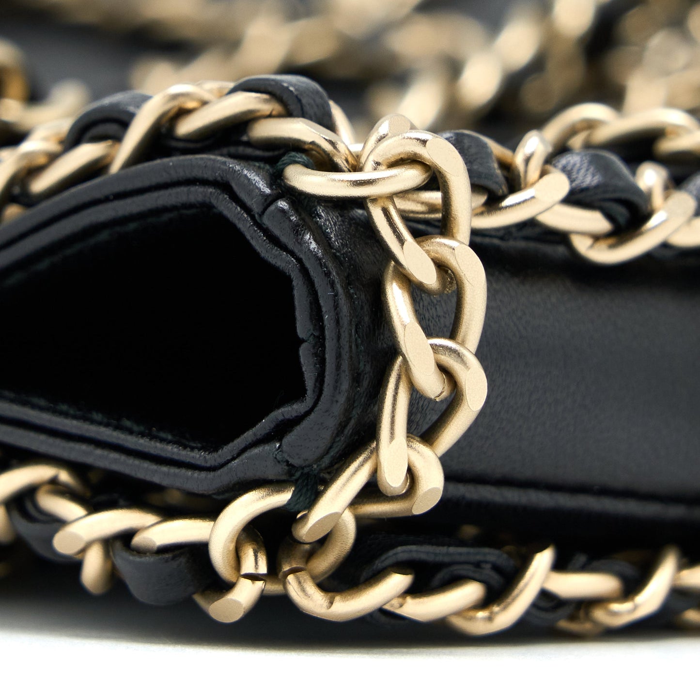 Chanel Cruise 2020 black chained Tote Bag Lambskin Black L